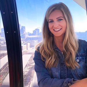 Meet your Posher, Bobbi